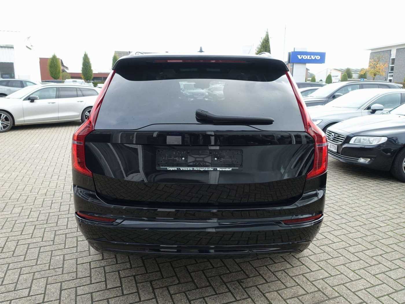 Volvo  T8 AWD Ultimate Dark/360°/B&W/FourC/AHK