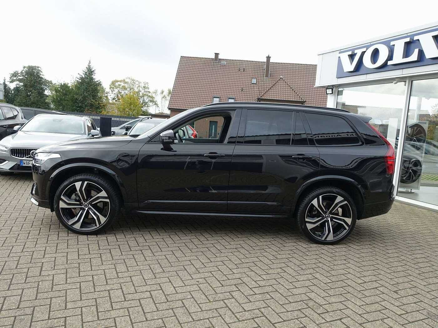 Volvo  T8 AWD Ultimate Dark/360°/B&W/FourC/AHK