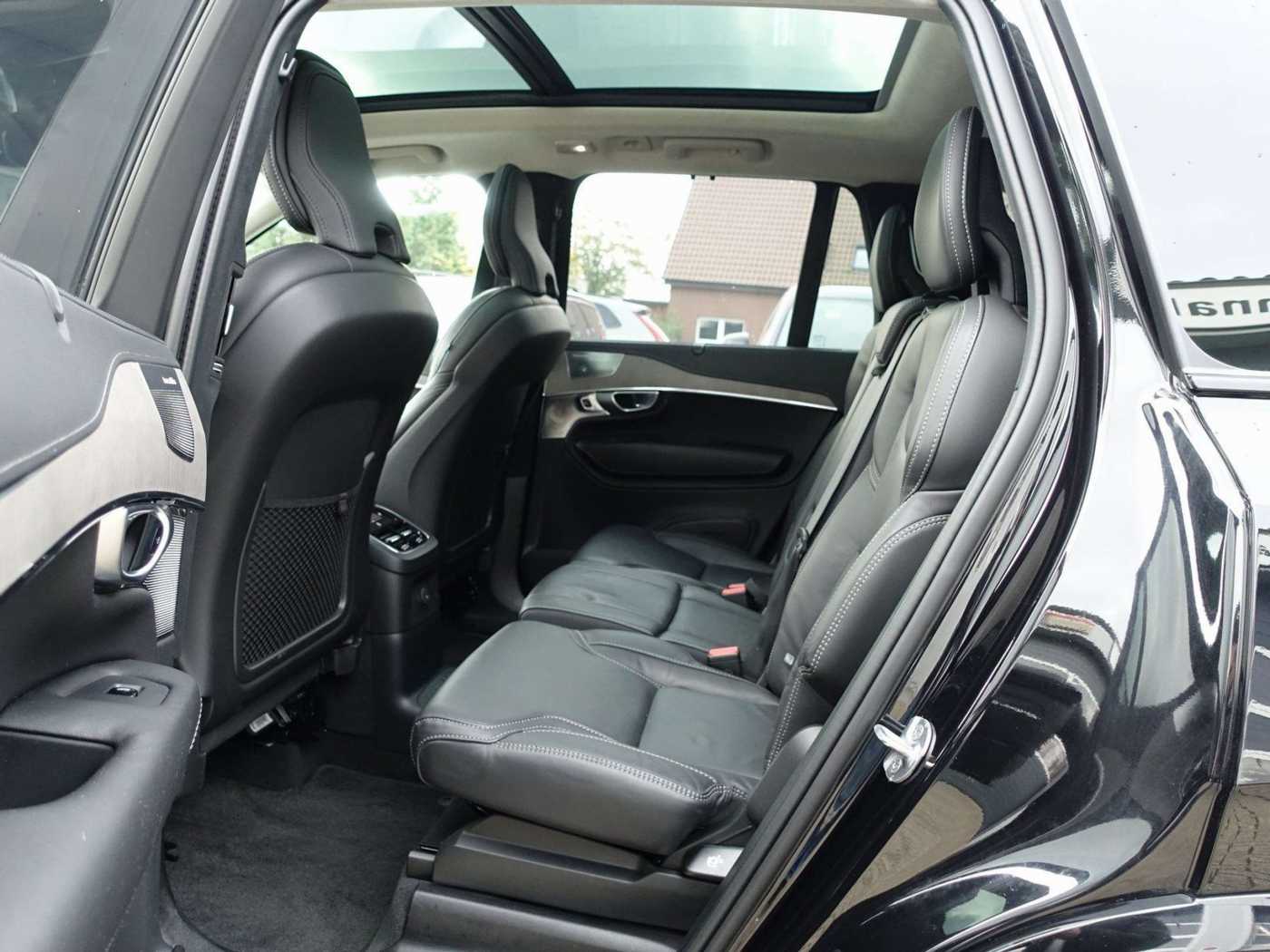 Volvo  T8 AWD Ultimate Dark/360°/B&W/FourC/AHK