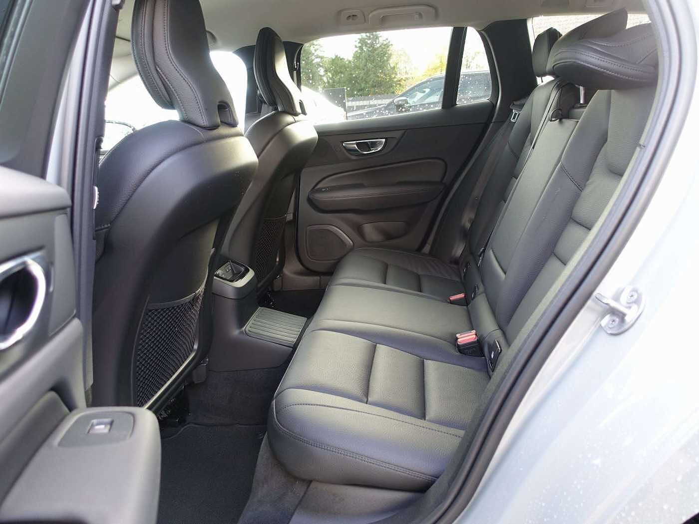 Volvo  T6 AWD Plus Dark/Pilot/360°Cam/Pilot/BLIS