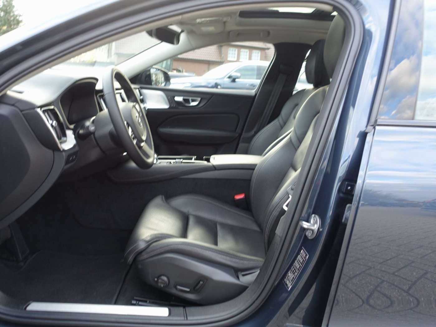 Volvo  Recharge Ultimate T8 AWD/360°Cam/Massage/B&W