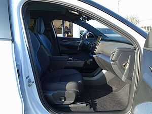 Volvo  Ultra, Twin Motor Performance/H&K/Winter-P