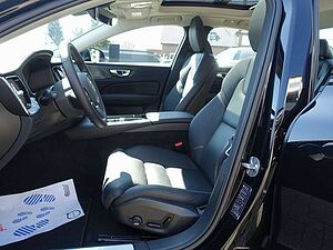 Volvo  Recharge Ultimate T8 AWD/HeadUP/360°/H&K