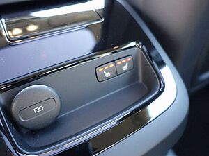 Volvo  Recharge Ultimate T8 AWD/HeadUP/360°/H&K