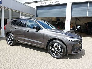 Volvo  B4 AWD R-Design/Kamera/H&K/AHK/Memory