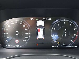 Volvo  T6 AWD R-Design/AHK/Kamera/HeadUP/Pano