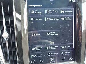 Volvo  T6 AWD R-Design/AHK/Kamera/HeadUP/Pano