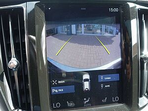 Volvo  T6 AWD R-Design/AHK/Kamera/HeadUP/Pano
