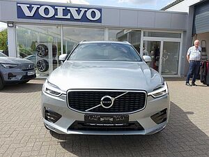 Volvo  T6 AWD R-Design/AHK/Kamera/HeadUP/Pano
