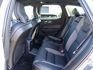 Volvo  T6 AWD Recharge R-Design/AHK/H&K/Pano/CAM