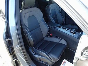 Volvo  T6 AWD Recharge R-Design/AHK/H&K/Pano/CAM