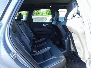 Volvo  T6 AWD Recharge R-Design/AHK/H&K/Pano/CAM
