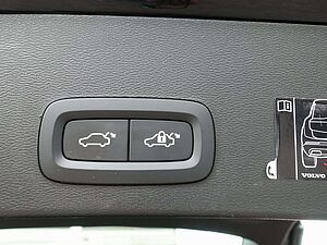 Volvo  Recharge Plus/Kamera/BLIS/Carplay