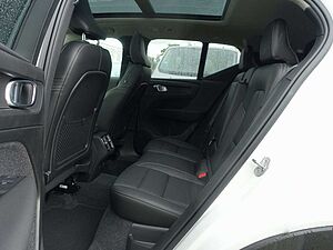 Volvo  Ultra B4 Dark/Pano/BLIS/Kamera/Memory/H&K