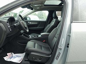 Volvo  Ultra B4 Dark/Pano/BLIS/H&K/Memory/360°