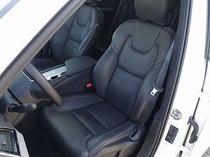 Volvo  Recharge Ultimate T8 AWD/360°Cam/Massage