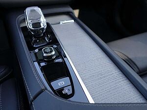 Volvo  Recharge Ultimate T8 AWD/360°Cam/Massage