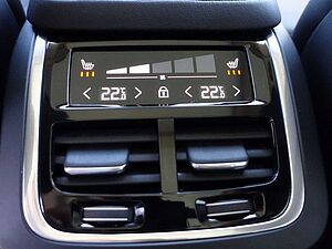 Volvo  Recharge Ultimate T8 AWD/360°Cam/Massage