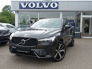 Volvo  B4 Dark/Pano/AHK/Kamera/H&K/Memory/Carplay