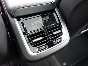 Volvo  B4 Dark/Pano/AHK/Kamera/H&K/Memory/Carplay