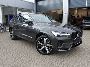 Volvo  B4 Dark/Pano/AHK/Kamera/H&K/Memory/Carplay