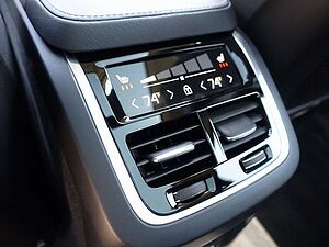 Volvo  Recharge Ultimate T8 AWD/Massage/B&W/360°