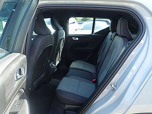 Volvo  Core B3 Mild-Hybrid BLIS/ACC/KAMERA/SHZ