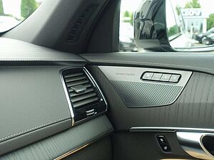 Volvo  Plus Dark T8 AWD /FourC/AHK/Pano/360°Cam