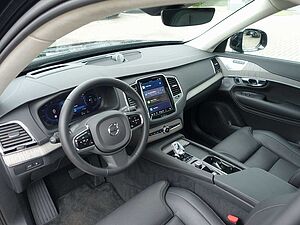 Volvo  Ultra Dark  T8 AWD Plug-in/360°/Massage/B&W