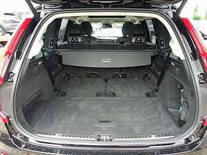 Volvo  Ultra Dark  T8 AWD Plug-in/360°/Massage/B&W