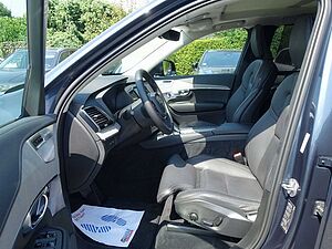 Volvo  Ultra Dark T8 AWD Plug-in Hybrid B&W/360°KA