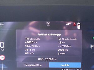 Volvo  Ultra Dark T8 AWD Plug-in Hybrid B&W/360°KA