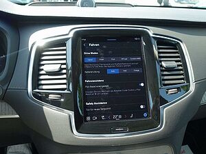 Volvo  Ultra Dark T8 AWD Plug-in Hybrid B&W/360°KA