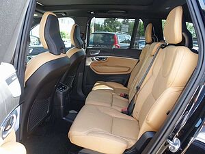 Volvo  Plus Bright T8 Recharge AWD B&W/LUFT/AHK