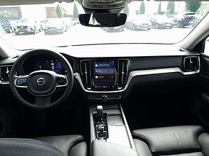 Volvo  Ultimate B5 AWD Dark/Pano/H&K/BLIS/Memory