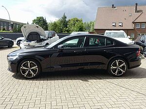 Volvo  Ultimate B5 AWD Dark/Pano/H&K/BLIS/Memory