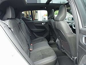 Volvo  Recharge Single Motor Ultimate PANO/360°KAM
