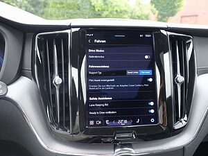Volvo  B4 AWD Ultimate /Panorama/ Standheizung