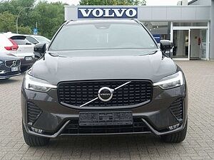 Volvo  B4 AWD Ultimate /Panorama/ Standheizung