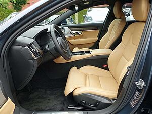 Volvo  Recharge Ultimate Dark T8 AWD B&W/PANO/LUFT