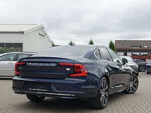 Volvo  Recharge Ultimate Dark T8 AWD B&W/PANO/LUFT