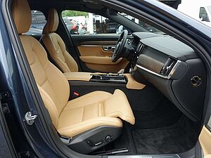 Volvo  Recharge Ultimate Dark T8 AWD B&W/PANO/LUFT
