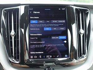 Volvo  Recharge Plus Dark T8 AWD PANO/AHK/BLIS/KAM