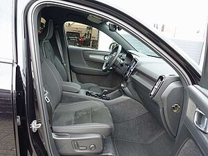 Volvo  B3 Plus Dark/360°Cam/AHK/Memory/BLIS/LED