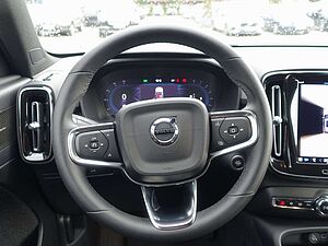 Volvo  B3 Plus Dark/360°Cam/AHK/Memory/BLIS/LED
