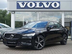 Volvo  Ultimate Dark B5 AWD Benzin PANO/HUD/BLIS