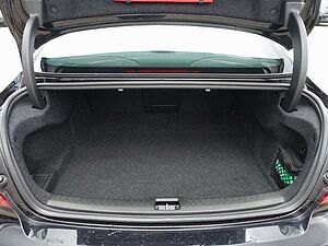 Volvo  Ultimate Dark B5 AWD Benzin PANO/HUD/BLIS