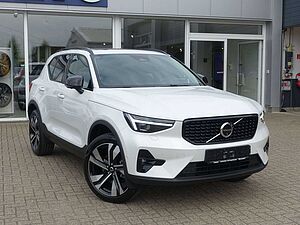 Volvo  Ultra Dark B4 Mild-Hybrid PANO/360°KAM/BLIS