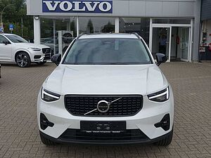 Volvo  Ultra Dark B4 Mild-Hybrid PANO/360°KAM/BLIS