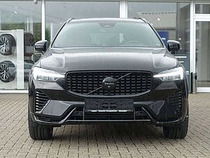 Volvo  Black Edition Plus T6 Four-C/B&W/Pano/AHK
